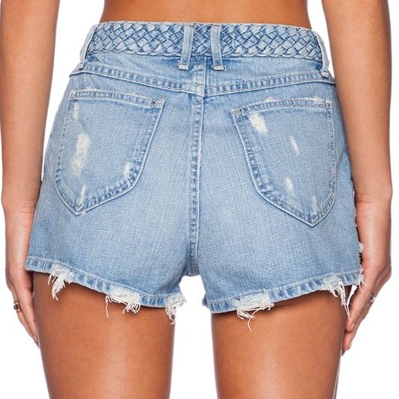 Tularosa Emma High-Rise Short in Santorini - Picture 3 of 14